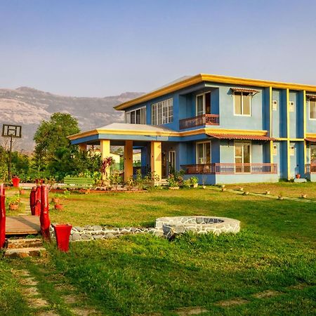 Stayvista'S Hillside Meadows - Mountainside Retreat With Farm View, Pool & Deck, Lawn & Gazebo Chinchavli Exteriör bild